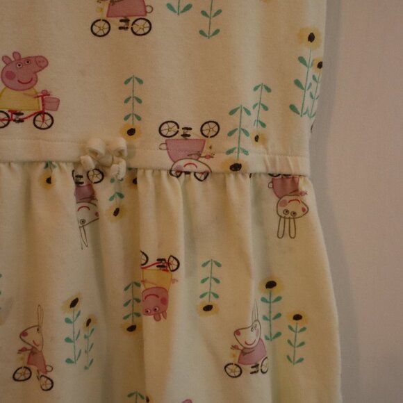 Yellow Peppa Pig 5T Dress with sunflowers - Picture 9 of 10